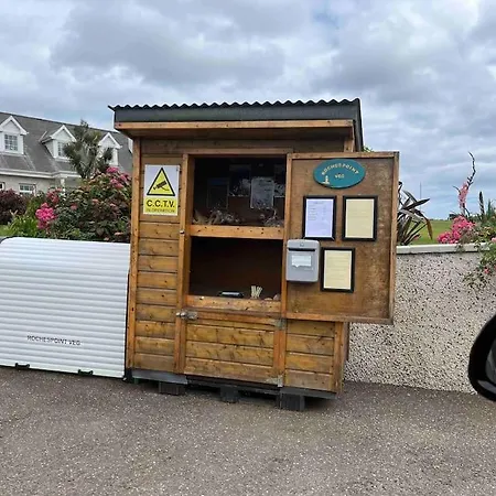 Harbour View Cottage, Rochespoint, Cork Harbour * Midleton