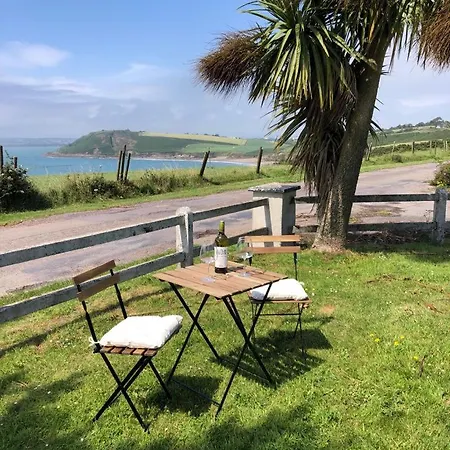 Prázdninový dům Harbour View Cottage, Rochespoint, Cork Harbour