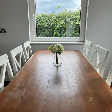 Harbour View Cottage, Rochespoint, Cork Harbour * Midleton