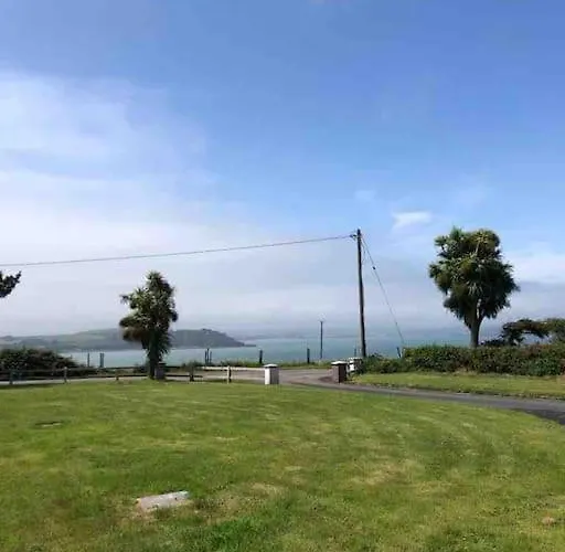 Дом отдыха Harbour View Cottage, Rochespoint, Cork Harbour *